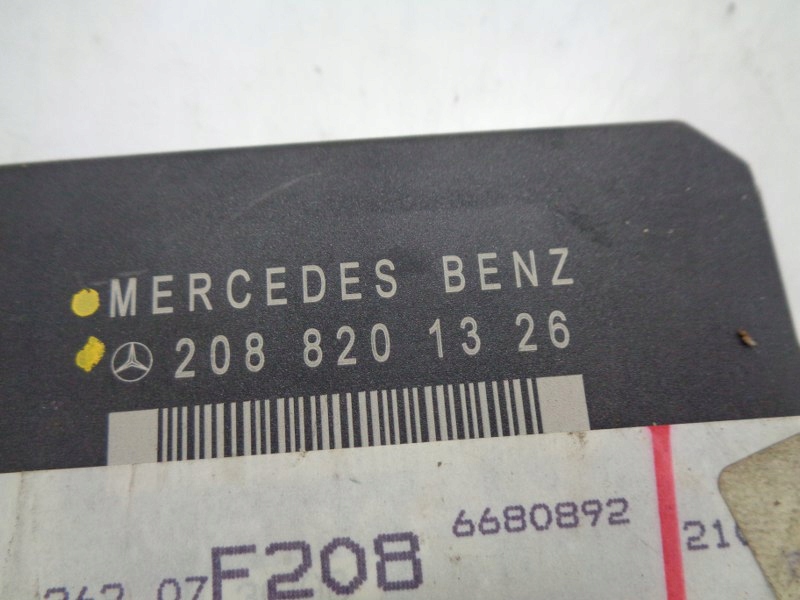 фото №3, Mercedes w208 модуль двері