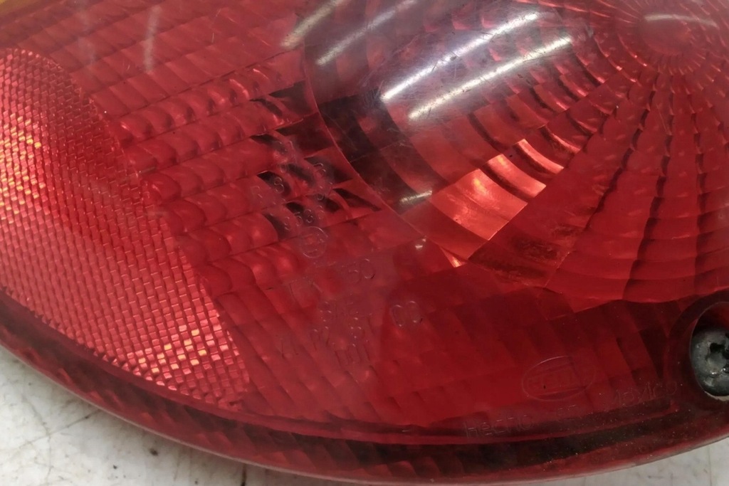 фото №10, Лампа левая задняя chrysler pt cruiser pt_ 9536 2.0l бензиновый 2001