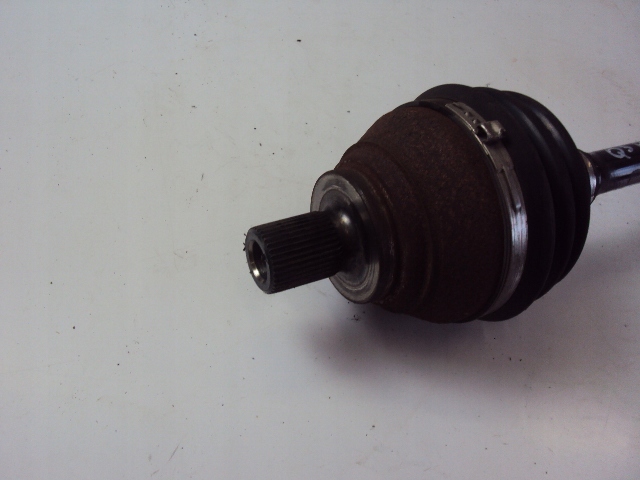 Приводной вал левый перед audi q3 8u0 рестайлинг  1.4 tfsi 18 год Цена