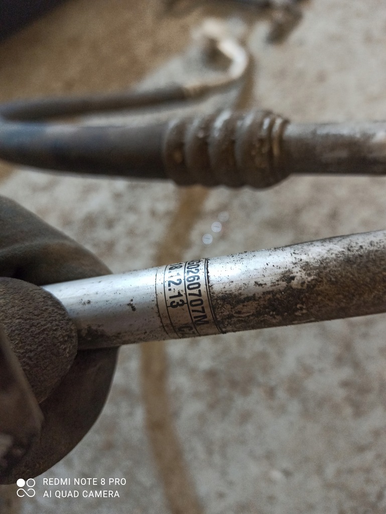 фото №6, Audi оригинальный номер 4g0260707m шланг кондиционера