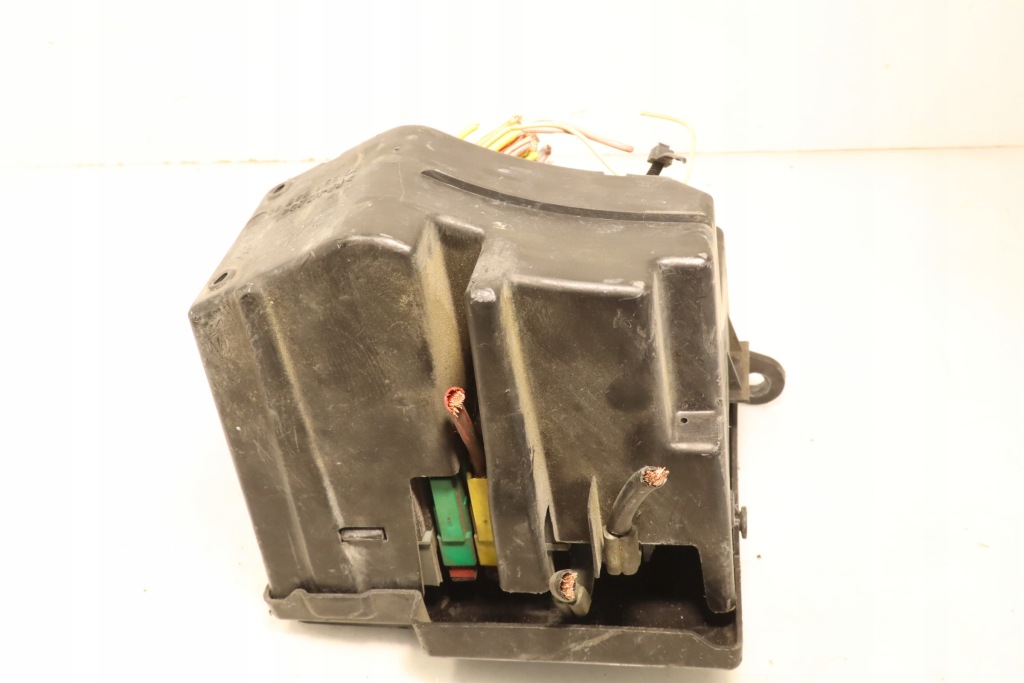 Купить Коробка предохранителей peugeot 607 3.0