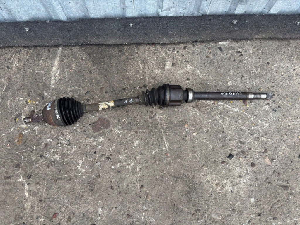 Купити Привідний вал праві перед передня lancia phedra 2.2