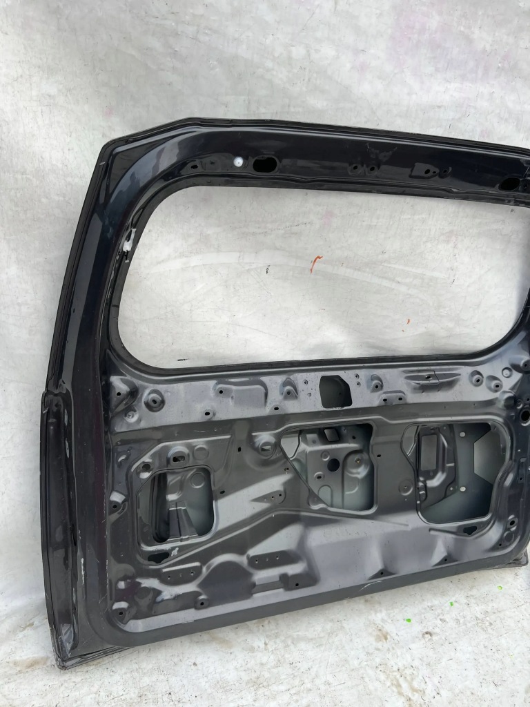 фото №15, Крышка багажника задняя toyota land cruiser 150 2013 задняя