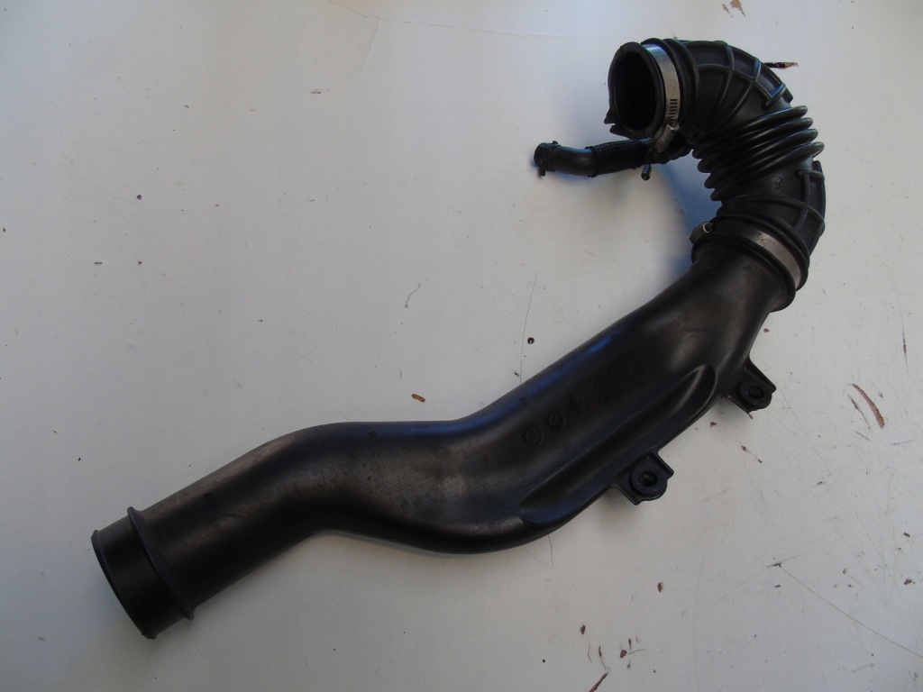 Купити Шланг труба повітрозабірник повітря 04627073ae fiat freemont 2.0 mj