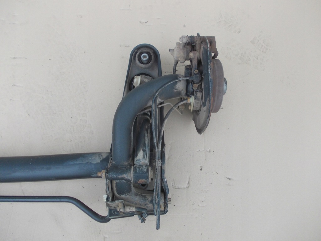 фото №8, Балка задня oś mercedes a klasa w168 гальмівні диски