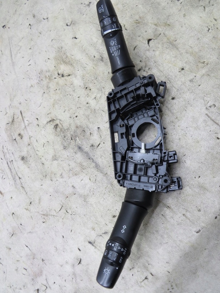 фото №1, Переключатель комбинированный outlander iii 8617a076