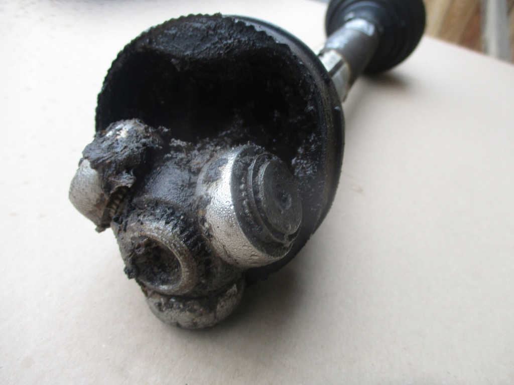 фото №5, Приводной вал правая 9672959880 peugeot 508 1.6hdi