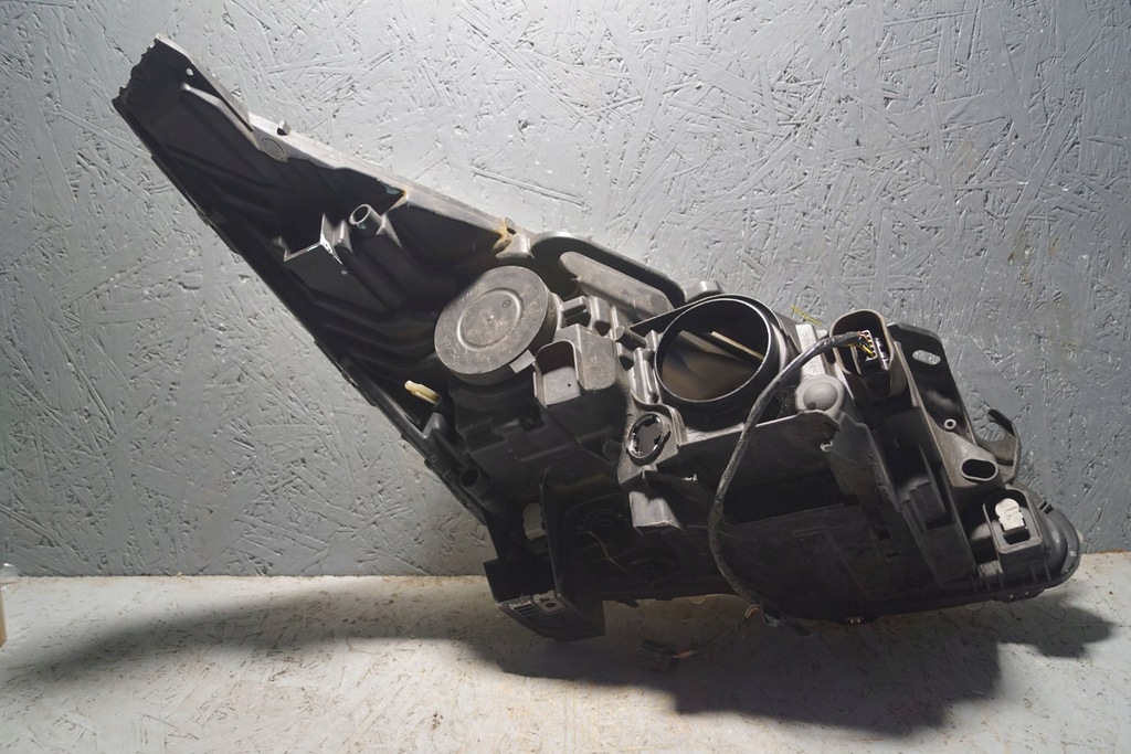 фото №14, Peugeot 3008 лампа левый перед s1664