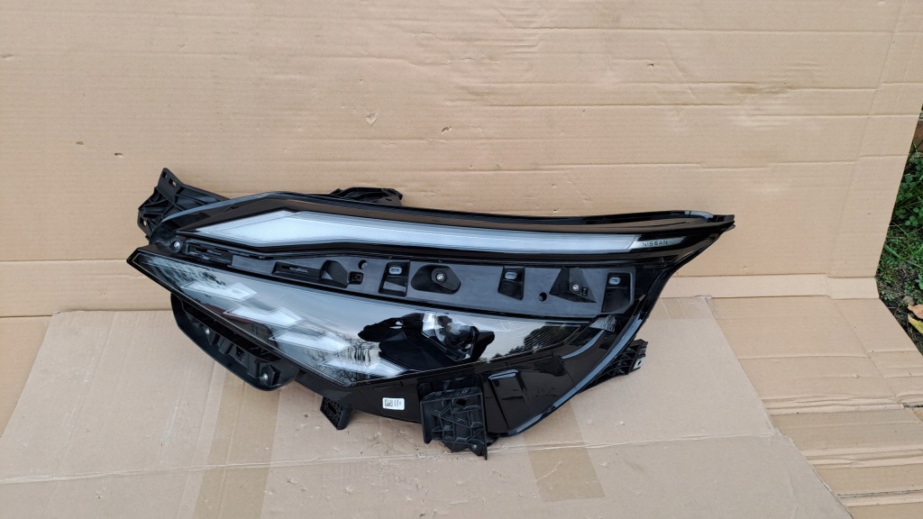 фото №1, Nissan qashqai iii 3 j12 lift ліва лампа full led перед передня 26060hn25a