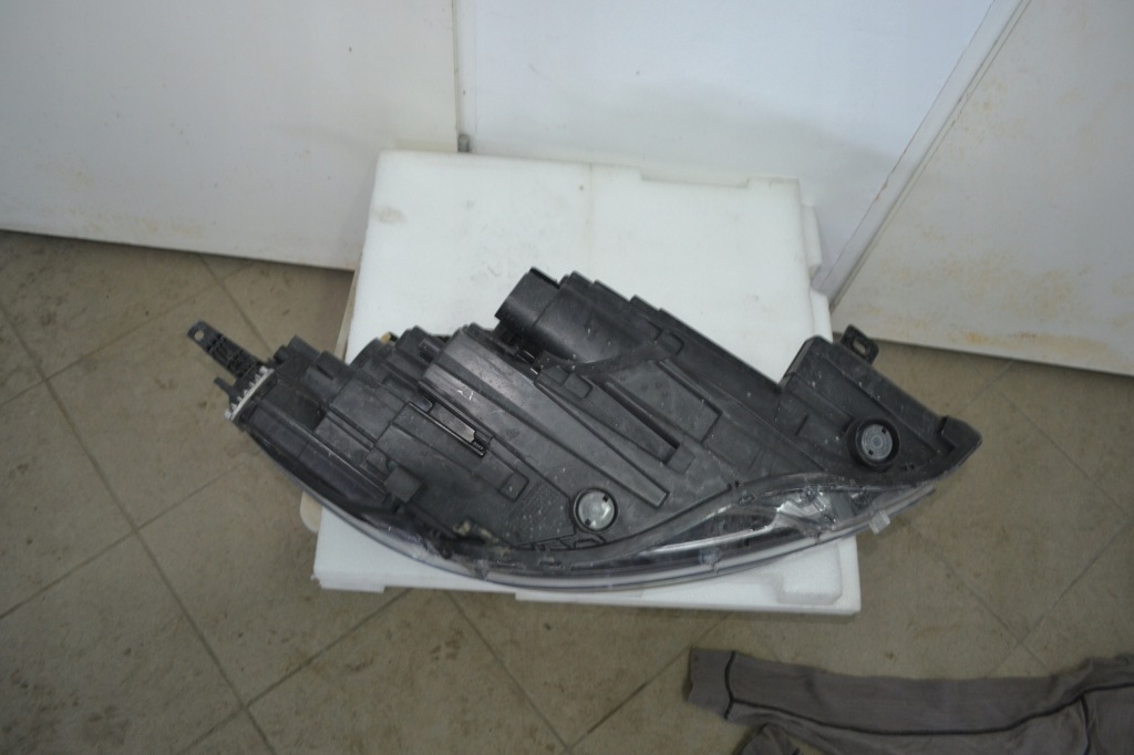 Фара левый перед левая ford kuga mk3 3 led lv4b-13e015-cd Киев