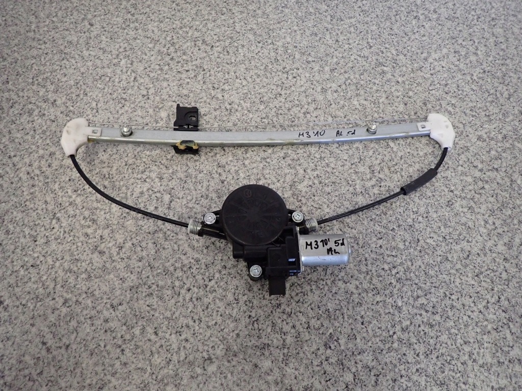 фото №1, Mazda 3 mazda3 bl hb підйомник скло задня лівий