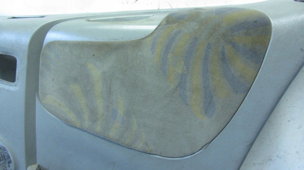 фото №5, Trafic vivaro ii обшивка оббивка двері права 01-