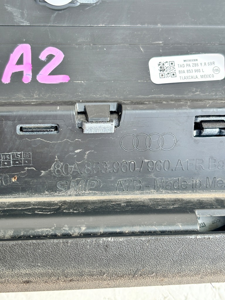 фото №12, Audi q5 80a права молдинг na двері перед передні 80a853960