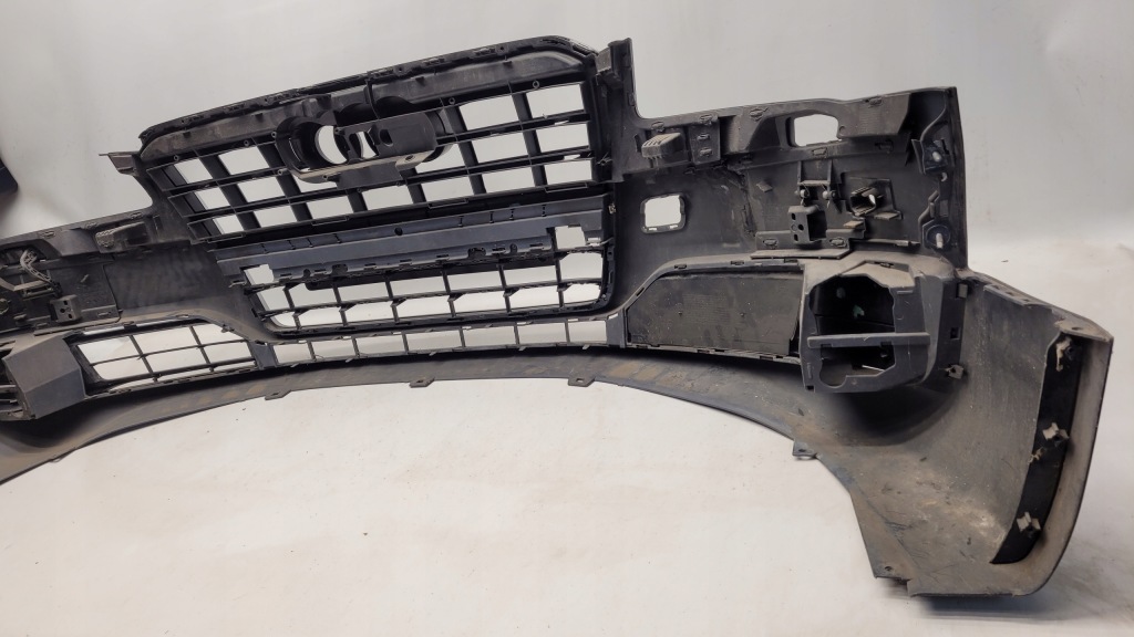 фото №10, Audi a8 4h0 14r-lift бампер с решётка оригинал