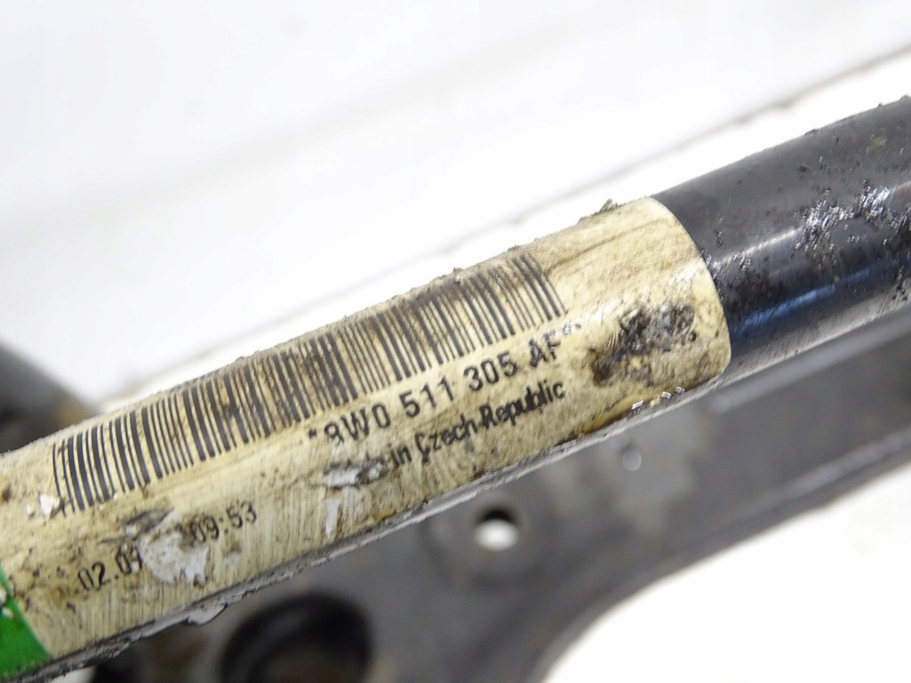 фото №9, Подвеска балка задняя рычаг поворотный кулак audi a4 b9 sedan