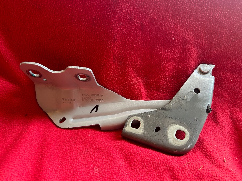 фото №1, Ford edge ii mk2 lift 15- петля петлі капот ft4b-r16801-a ft4b-r16800-a