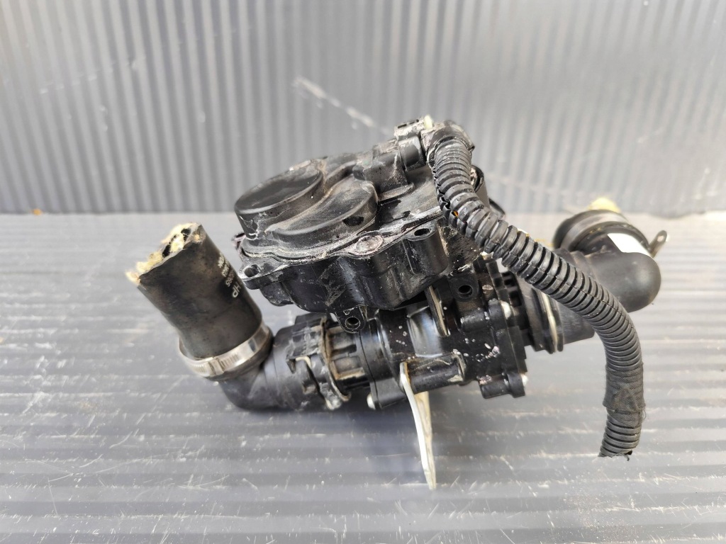 Купити Maserati grecale 2.0 корпус термостата клапан 68312761ad