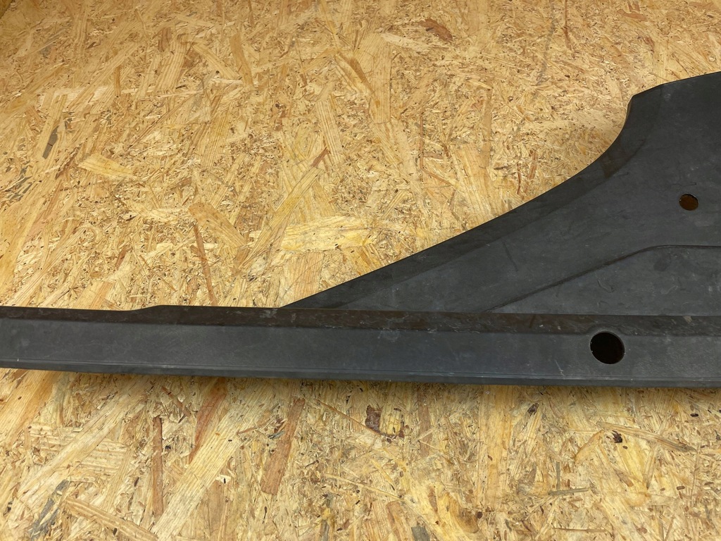 фото №7, Защита накладка лампы фара перед правая audi q8 4m 4m8805286a 2018-