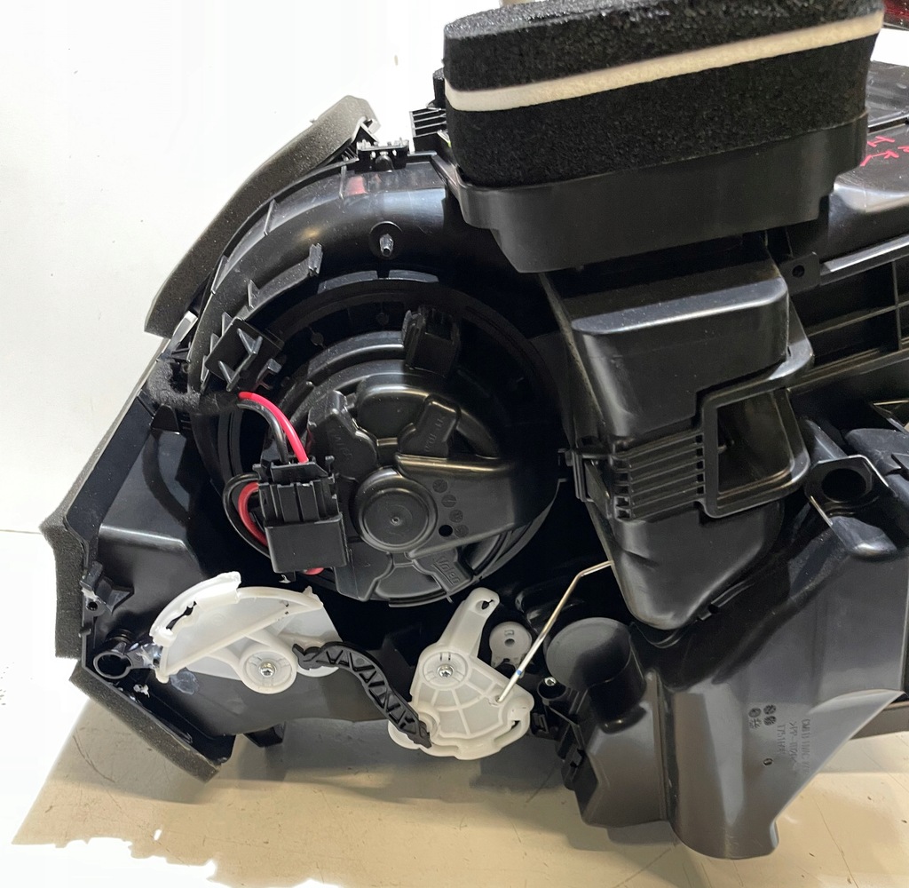 фото №8, Renault arkana отопитель воздуходувка 272704163r