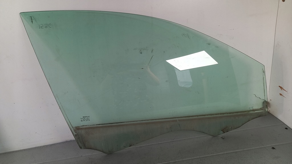 фото №1, Стекло правая перед renault megane 04r kombi
