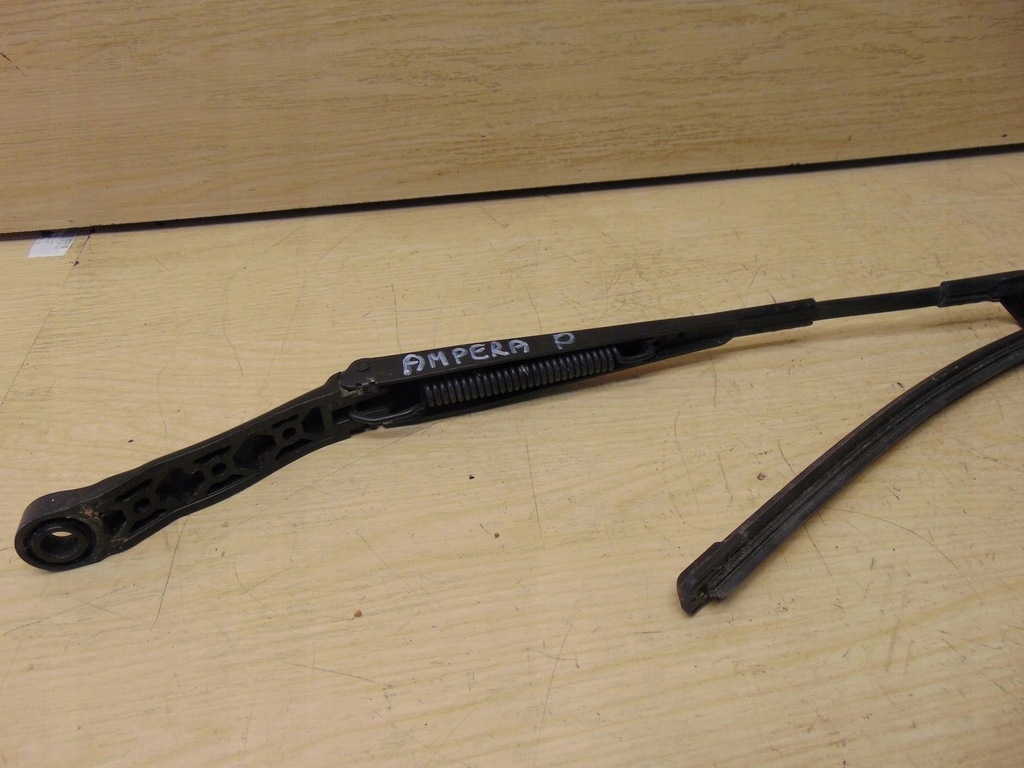 фото №5, Двірник важіль двірники праве opel ampera eu