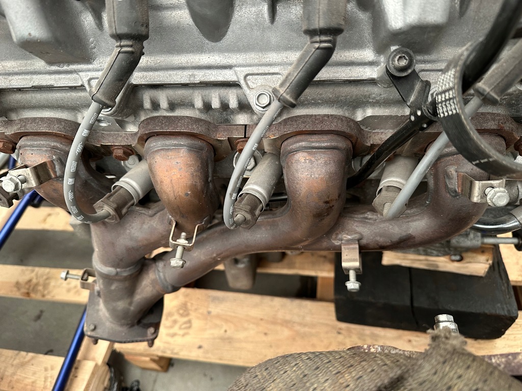 фото №1, 2016 camaro ss 6.2 v8 колектор випускний правий вихлоп каталізатор