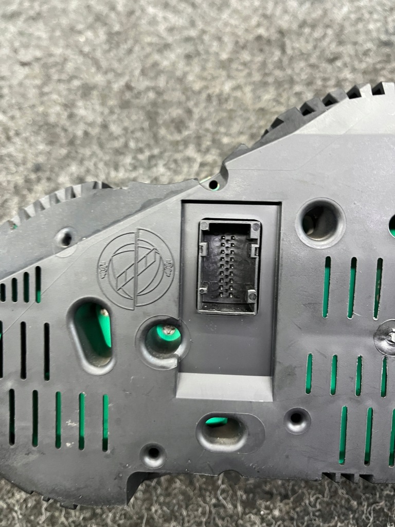 Alfa romeo 147 1.6 16v счетчик приборы 156071243 Доставка