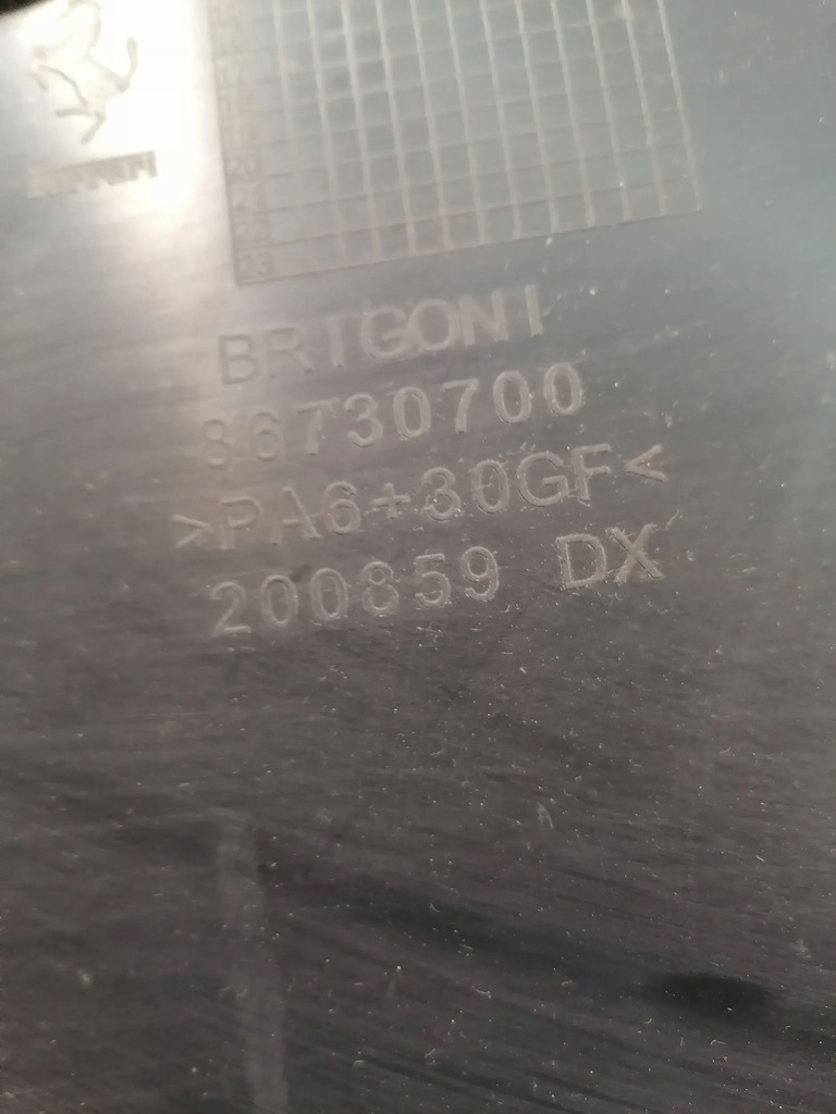 фото №8, Ferrari 488 повітропровід повітря права 86730700