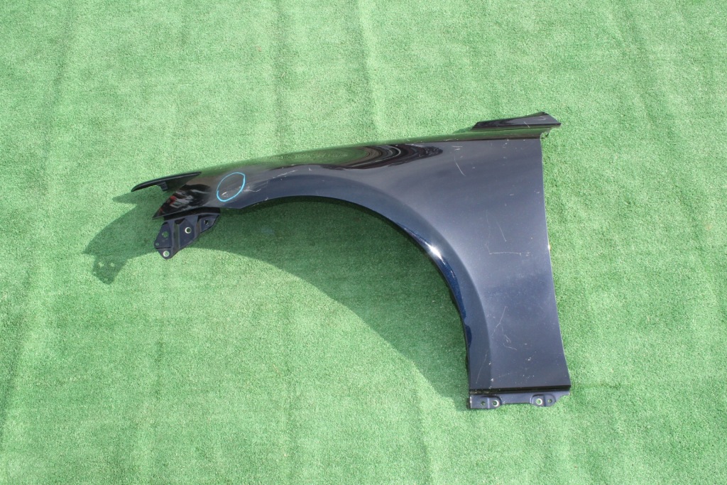 Lexus is 2013-2018 крыло  левое  передний оригинал с Разборки