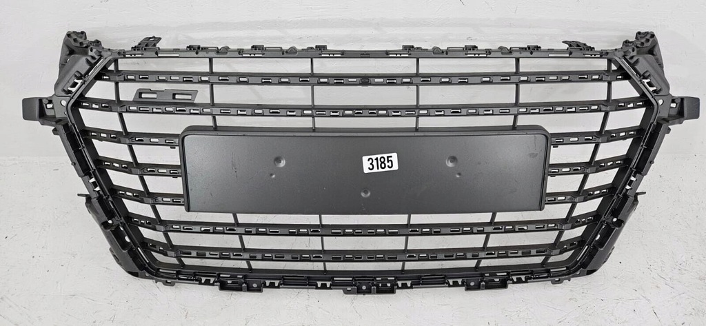 фото №1, Audi tts tt s 8s 2014- решётка радиатора решётка радиатора 8s0853651a