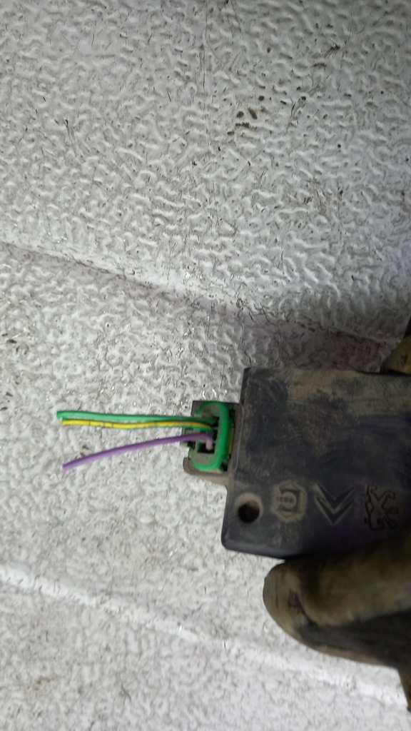 фото №4, Замок кришки citroen c3 02r hb 1,1b