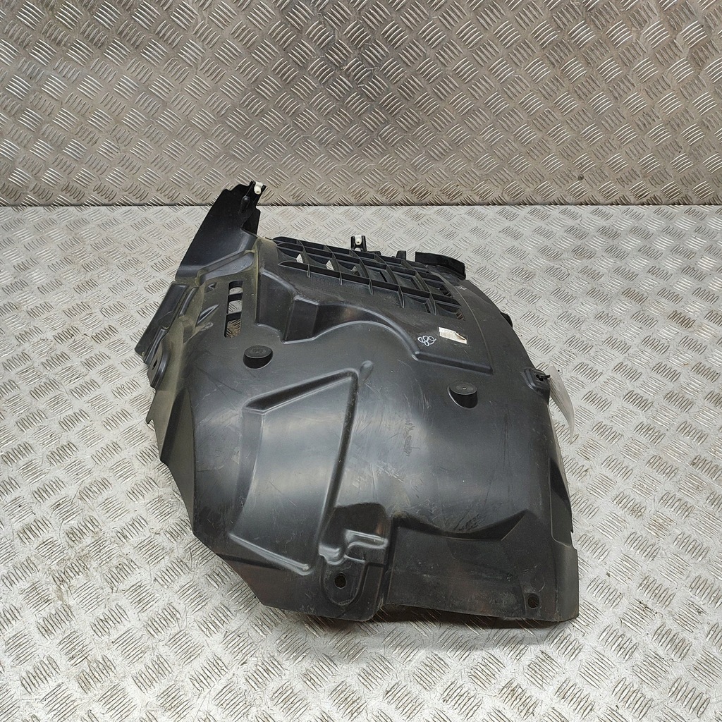 фото №2, Land rover range rover l405 2020 правая сторона подкрылок передние