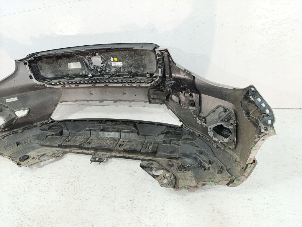 Volvo xc40 xc 40 lift 22r- бампер перед передний om в Украине