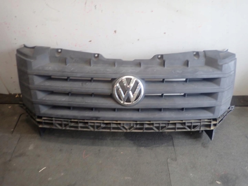 фото №1, Решётка радиатора vw crafter lift 2011-