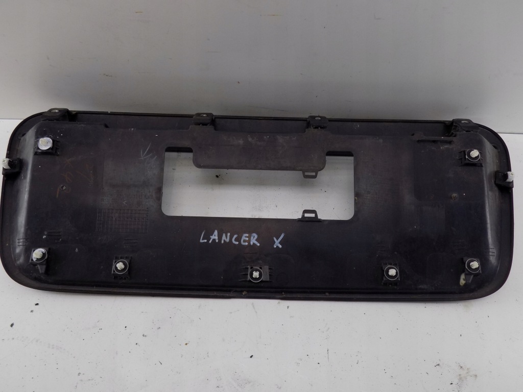 фото №2, Mitsubishi lancer x накладка рамка номерного знака x42