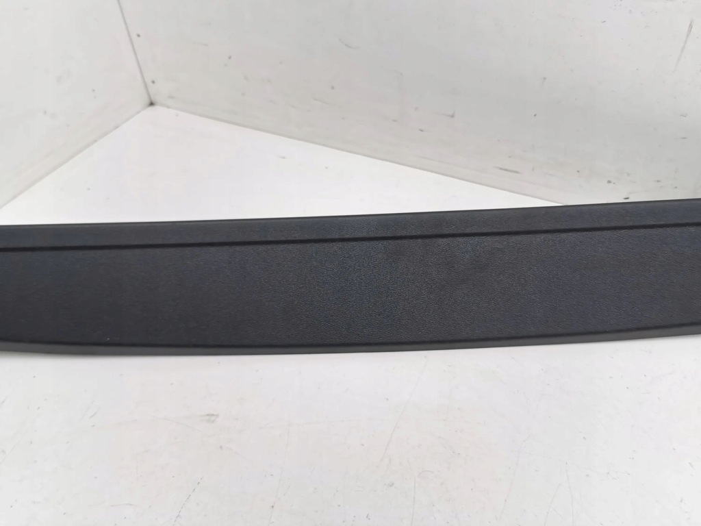 фото №11, Audi a1 2022 оббивка задній кришки багажника