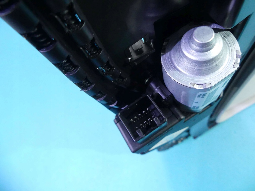 фото №6, Люк kpl volvo s60 ii 10-13