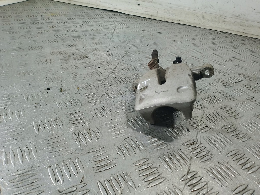 фото №5, Суппорт тормозной левый задняя toyota corolla verso ii 2.0 d4d