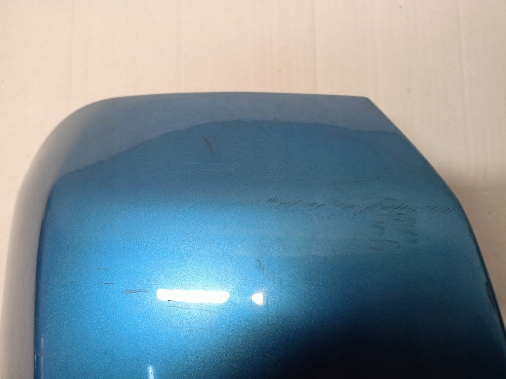 Уголок накладка бампера задний  левый 9680540577 citroen c4 picasso Недорого