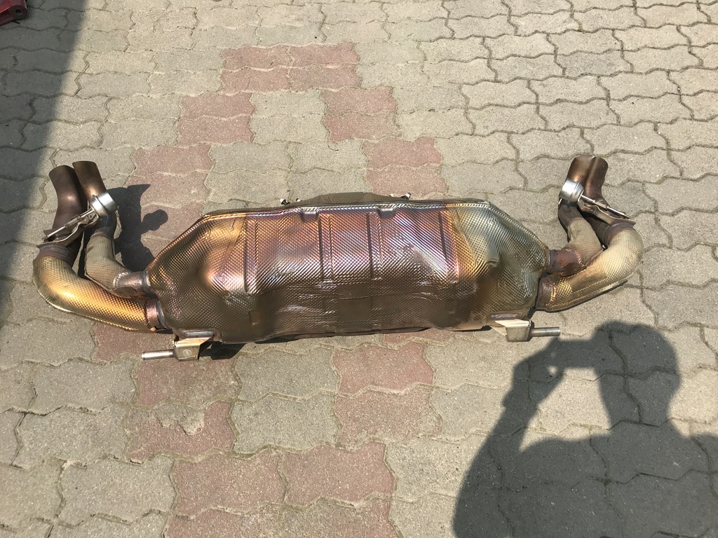 фото №8, Audi r8 5.2 v10 plus гаситель выхлоп конечный активный