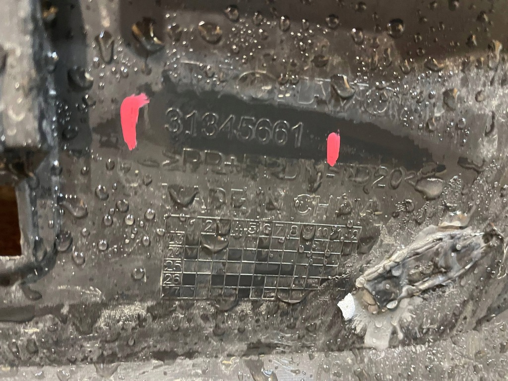 фото №12, Volvo ex30 ex-30 23- бампер задня задній