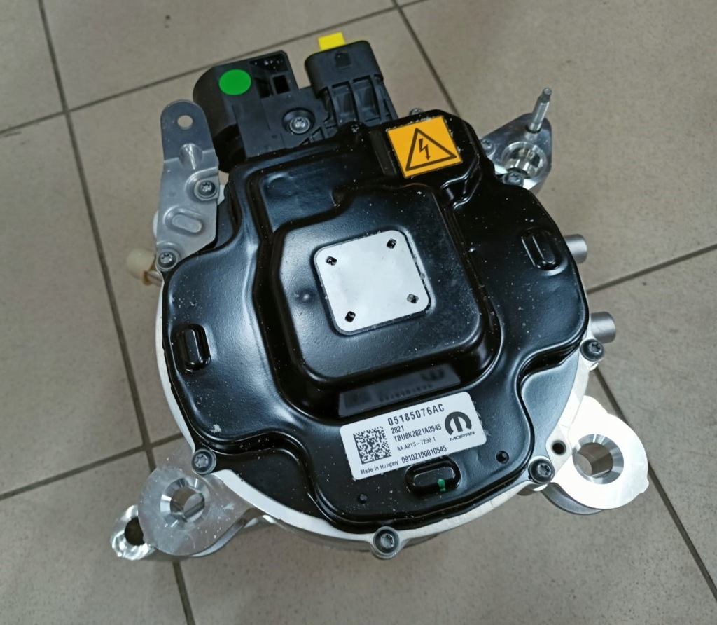 фото №1, Генератор гибрид wrangler 3.6 usa 68452771ae 05185076ac