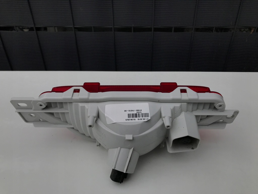 фото №3, Toyota chr ch-r лампа задняя противотуманная 16-18