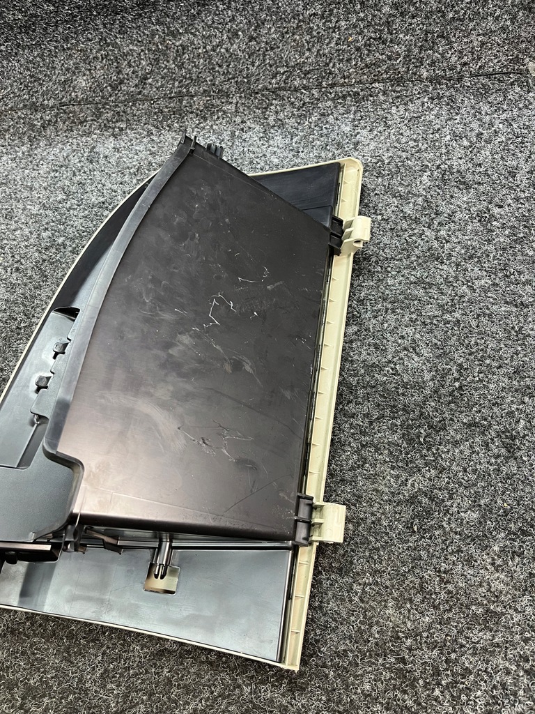 фото №16, Mitsubishi outlander ii бардачок пасажира europa 8006a022 світлий