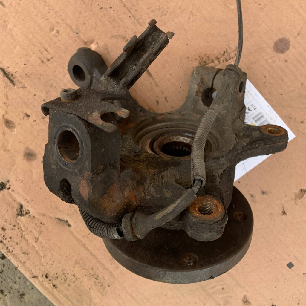 фото №2, Поворотный кулак колеса передний renault master ii 2.5