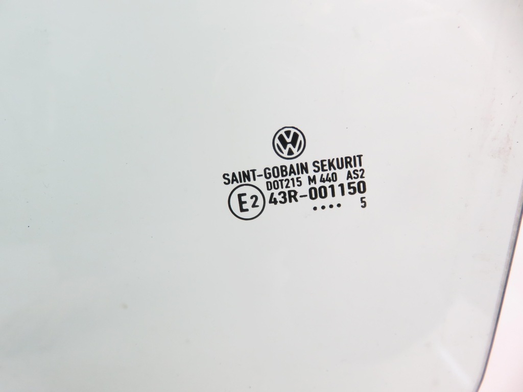 фото №3, Стекло левая передняя 3d vw fox