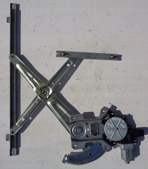 фото №1, Peugeot 4007 07 r підйомник скло правий перед eu