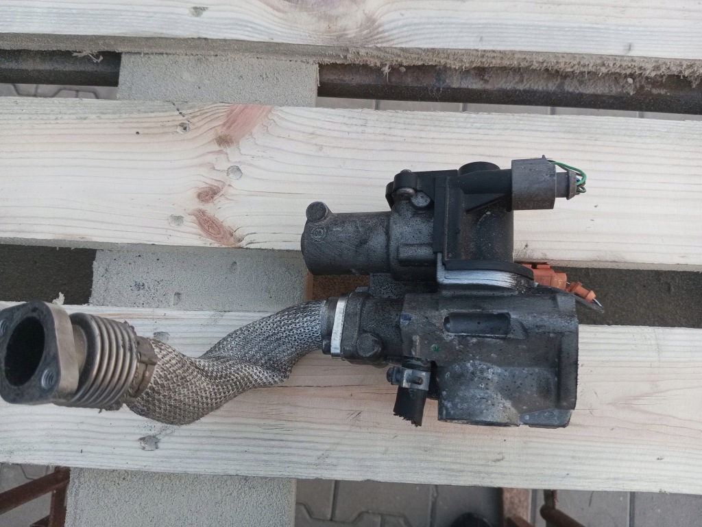 Купить Audi q7 vw touareg 3.0 tdi cas casa egr клапан 059131150d