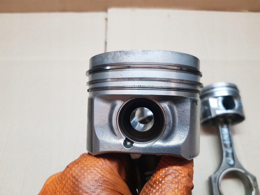 фото №2, Bmw mini cooper r56 2.0d b47 поршень с шатун