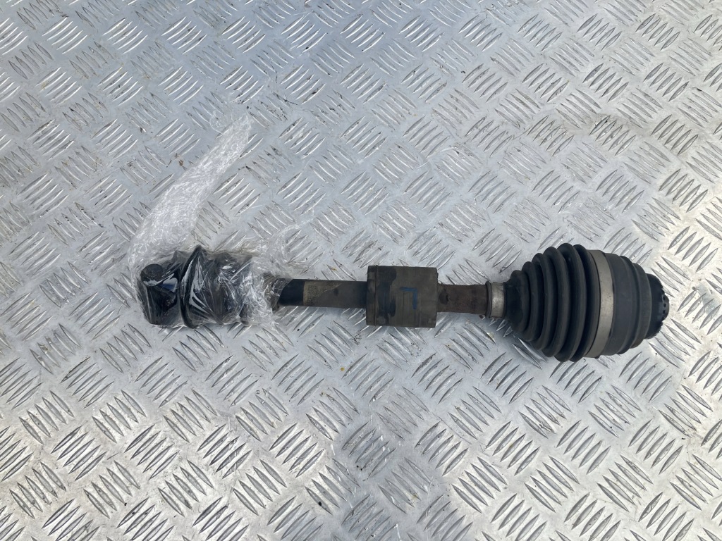 фото №1, Привідний вал ліва передня шарнір bmw 1 f40 1.5 d